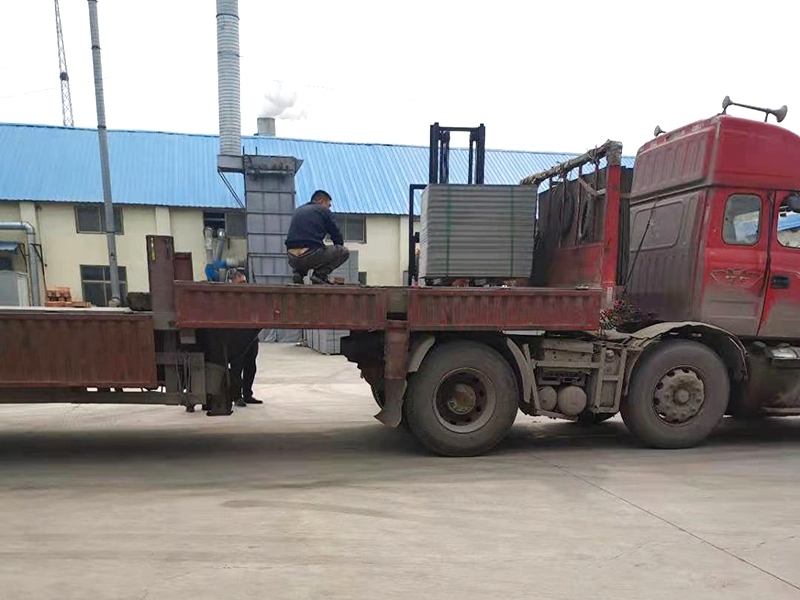 發(fā)貨現(xiàn)場(chǎng)